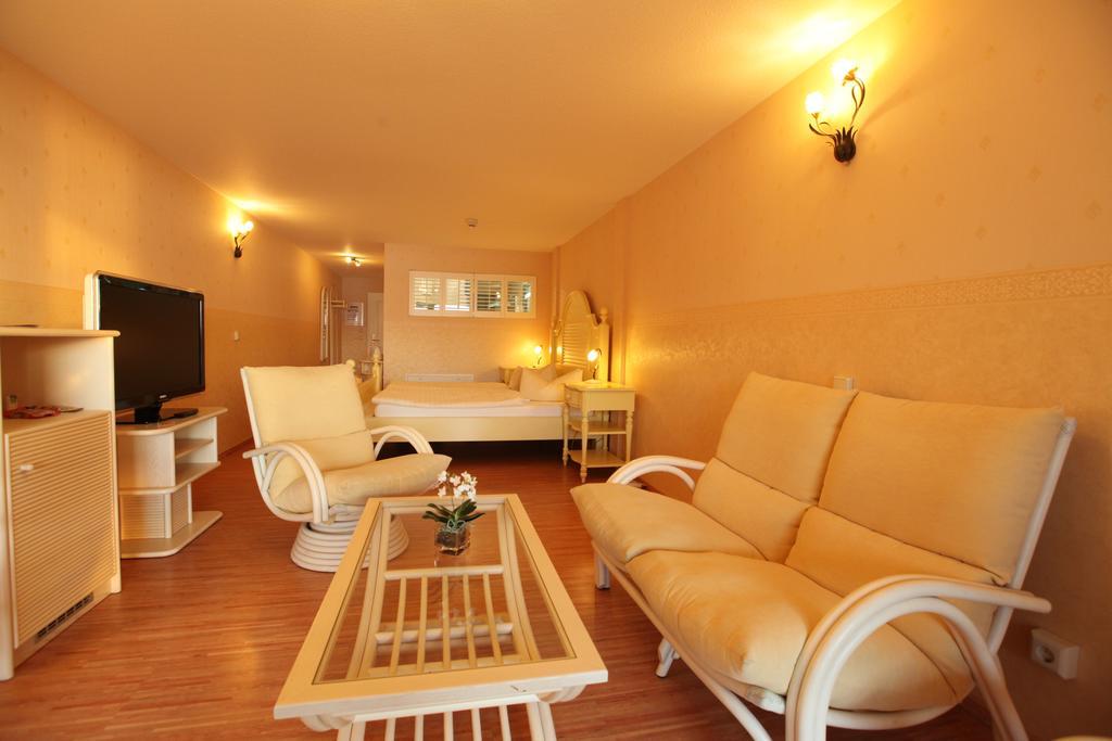 Panorama Seeresort & Spa Warnitz Chambre photo